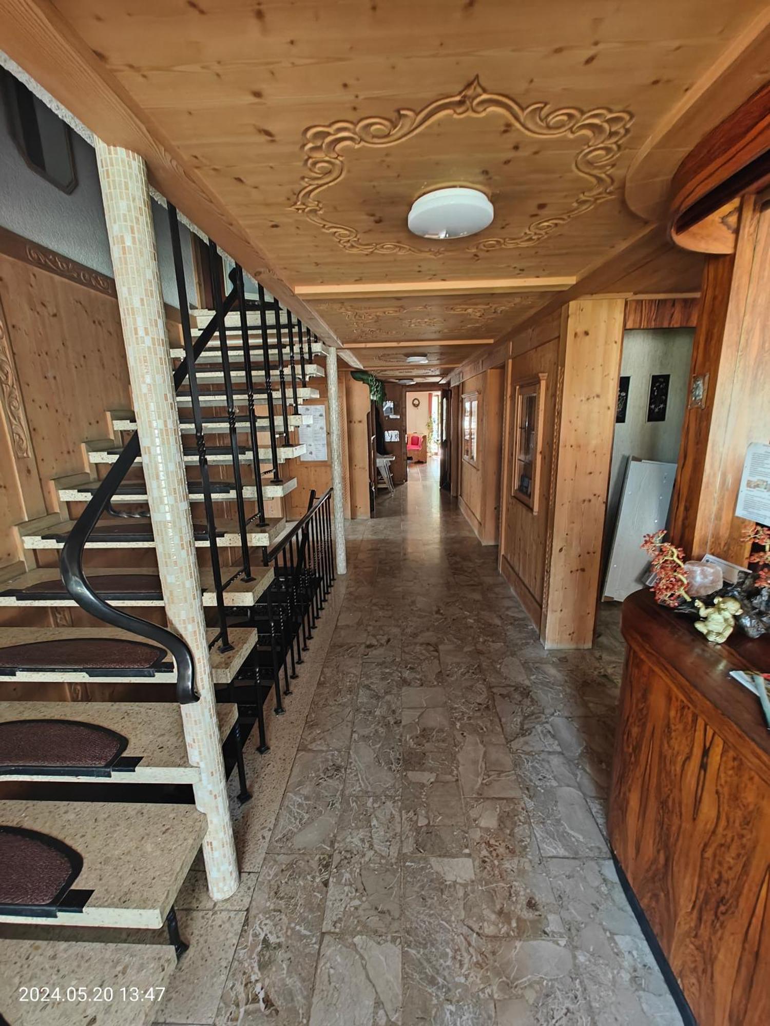 Alpen Hotel Martin Неселванг Екстериор снимка