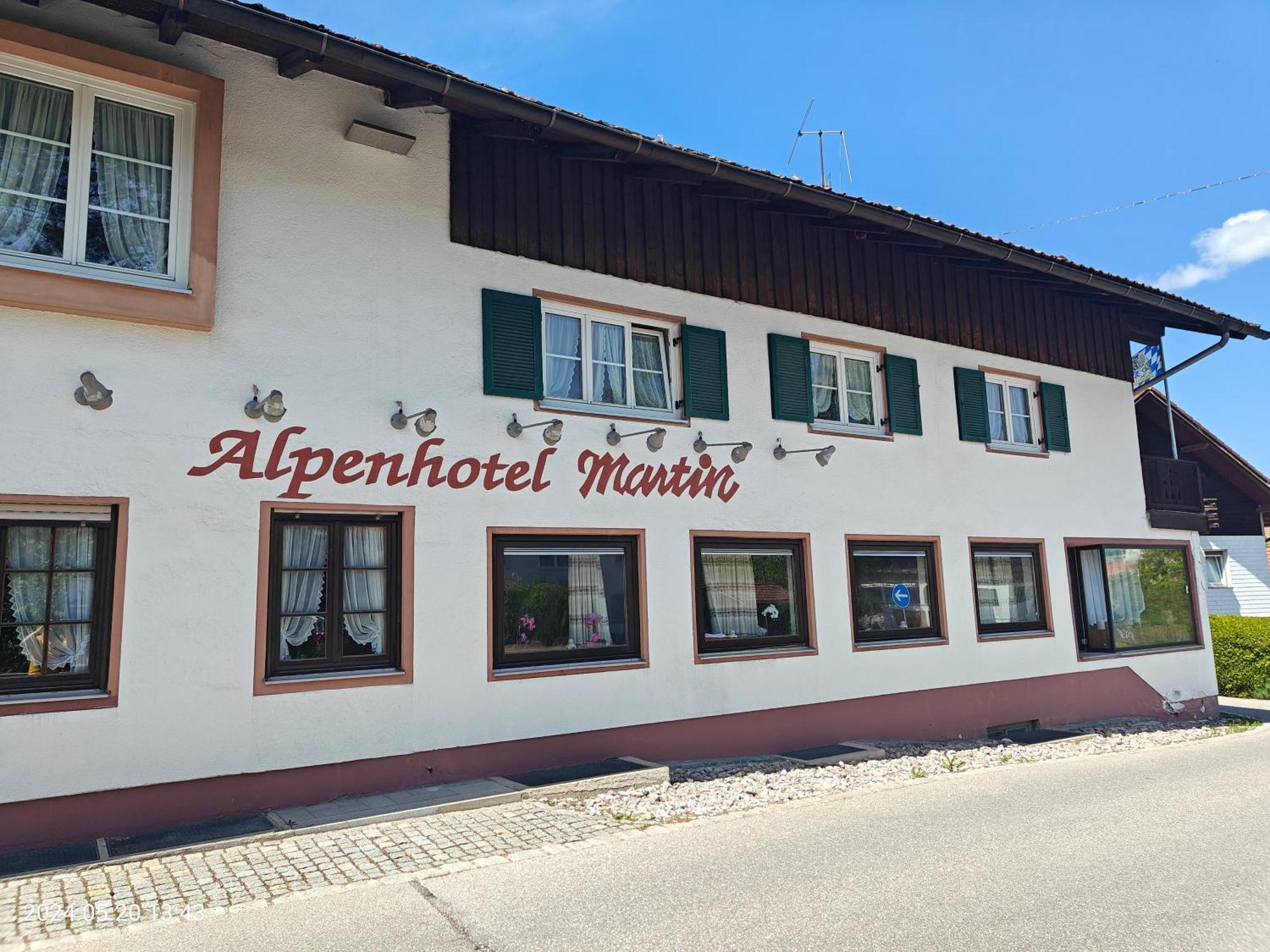 Alpen Hotel Martin Неселванг Екстериор снимка