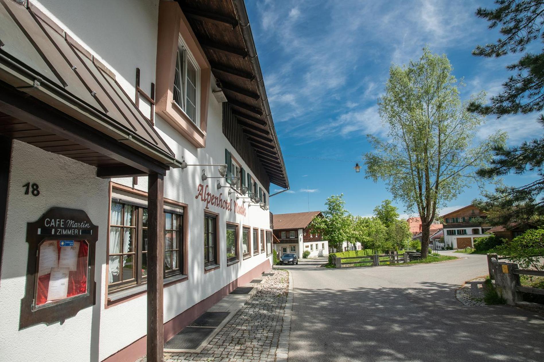 Alpen Hotel Martin Неселванг Екстериор снимка