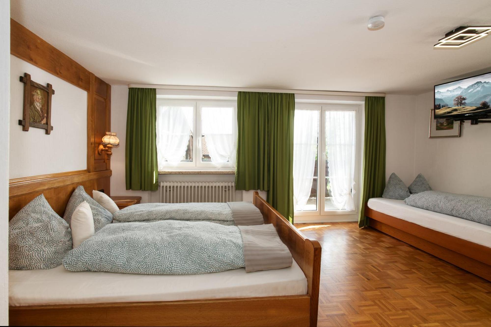 Alpen Hotel Martin Неселванг Екстериор снимка